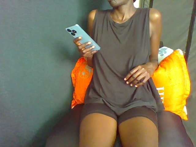 LunaAdut live cam on BongaCams