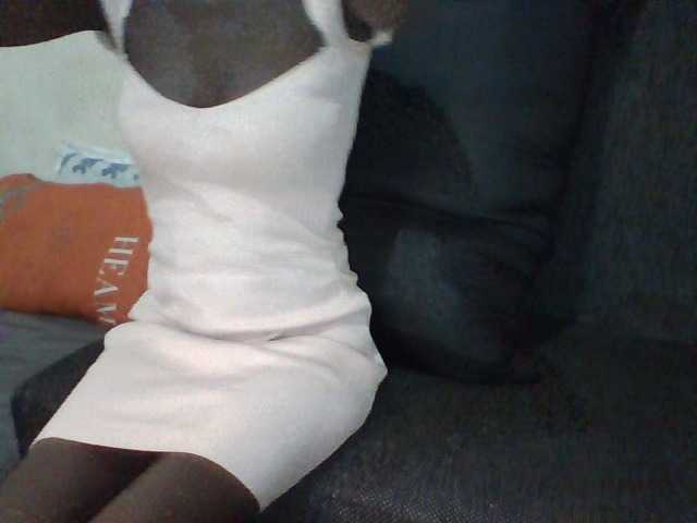LunaAdut live cam on BongaCams