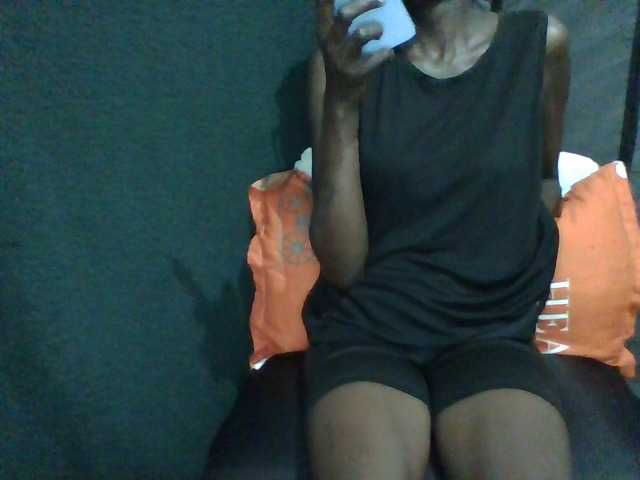 LunaAdut live cam on BongaCams