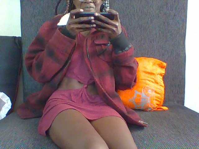 LunaAdut live cam