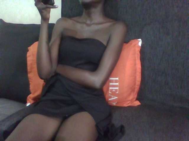 LunaAdut live cam on BongaCams