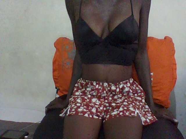 LunaAdut live cam on BongaCams