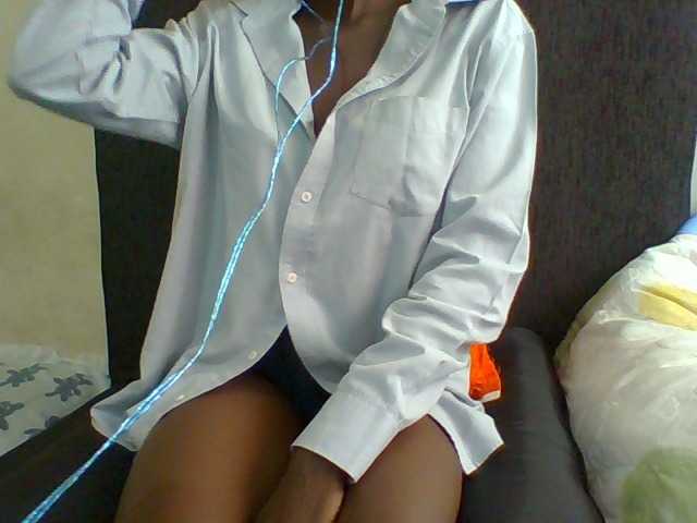 LunaAdut live cam on BongaCams