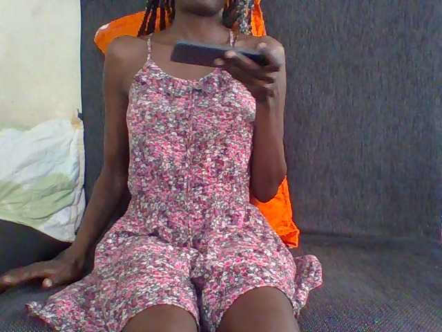 LunaAdut live cam on BongaCams