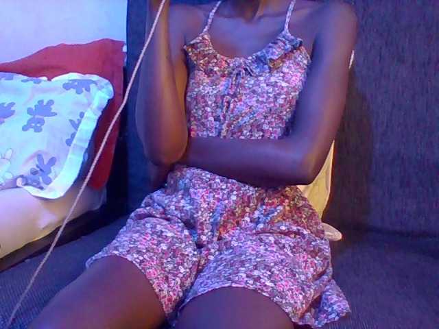 LunaAdut live cam on BongaCams