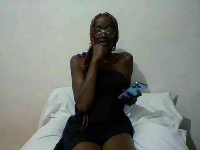 Sky_Sophia webcam