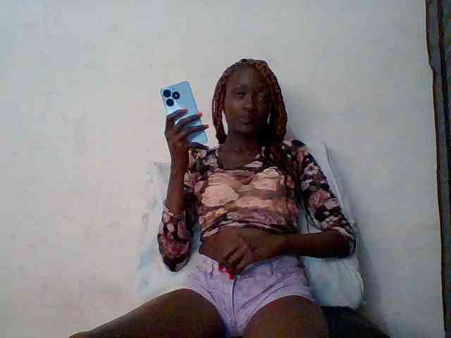 Sky_Sophia webcam