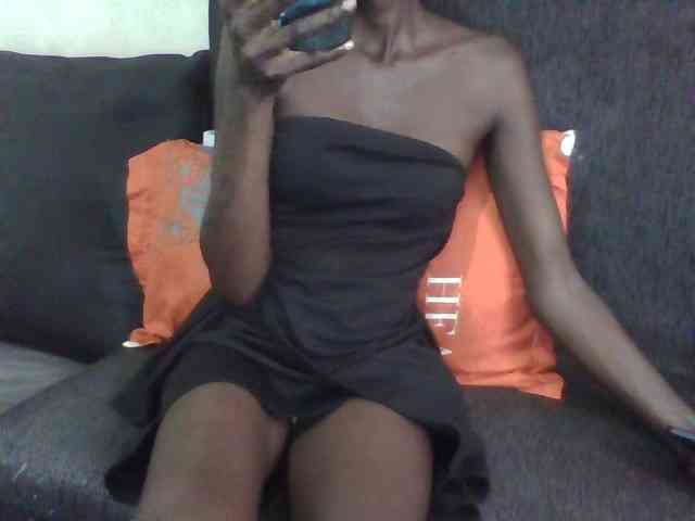 Sky_Sophia webcam
