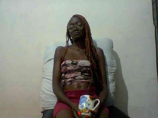 Sky_Sophia webcam