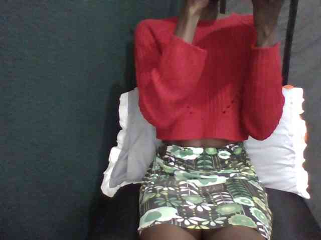 Sky_Sophia webcam