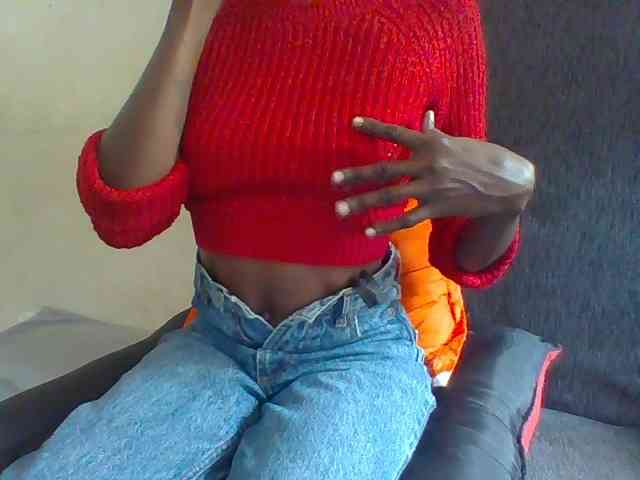 Sky_Sophia webcam