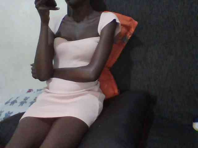 Sky_Sophia webcam