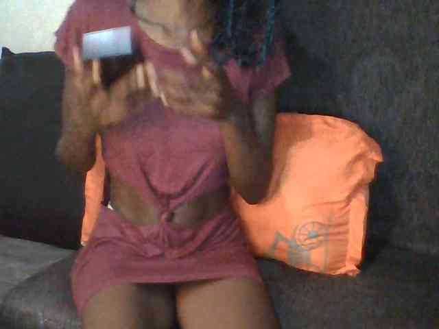 Sky_Sophia webcam