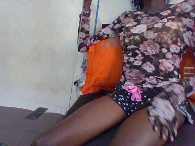 Sky_Sophia webcam