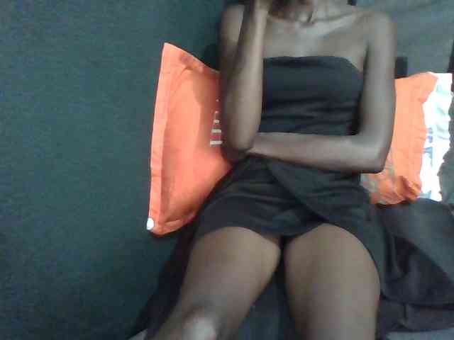 Sky_Sophia webcam
