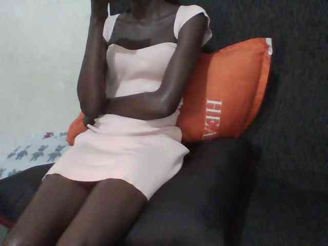 Sky_Sophia webcam