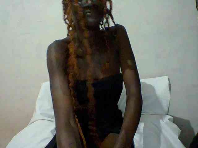 Sky_Sophia webcam