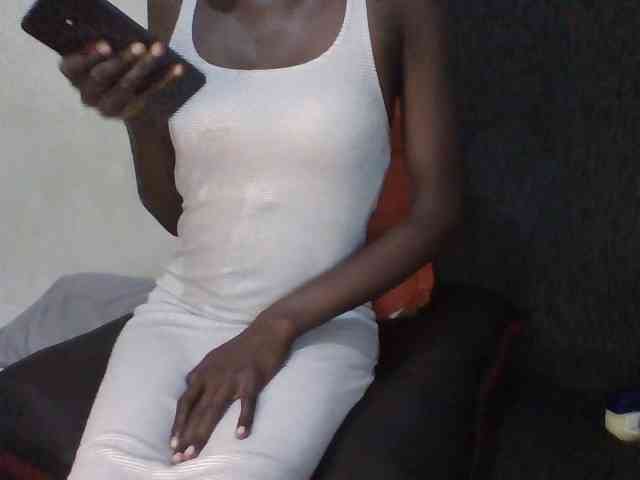 Sky_Sophia webcam