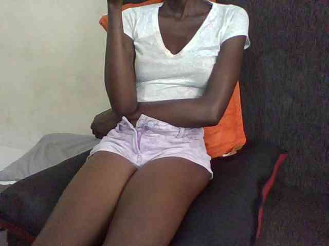 Sky_Sophia webcam