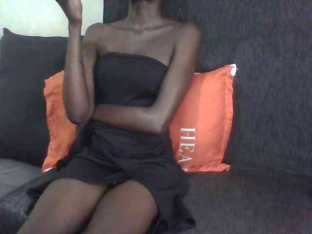 Sky_Sophia webcam