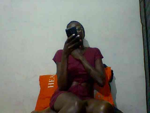 Sky_Sophia webcam