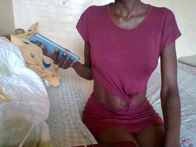 Sky_Sophia webcam