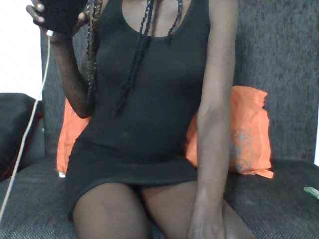 Sky_Sophia webcam