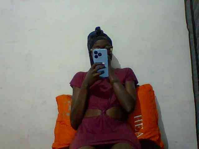 Sky_Sophia webcam