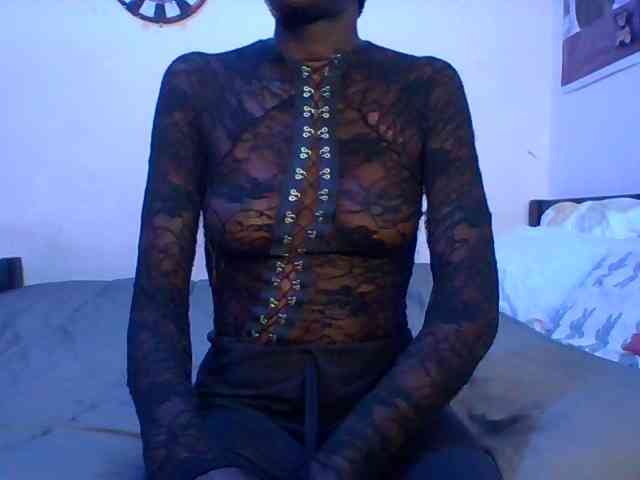 Sky_Sophia webcam
