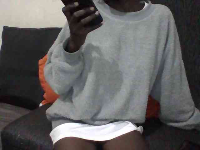 Sky_Sophia webcam