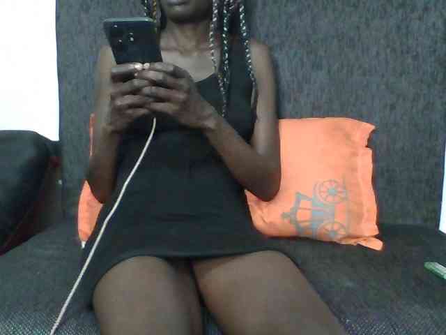 Sky_Sophia webcam