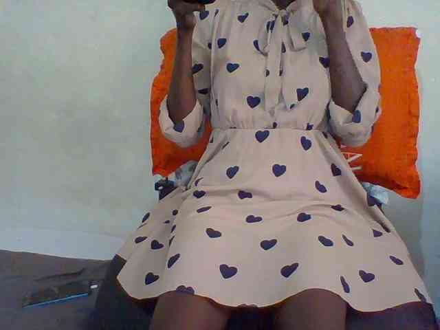 Sky_Sophia webcam