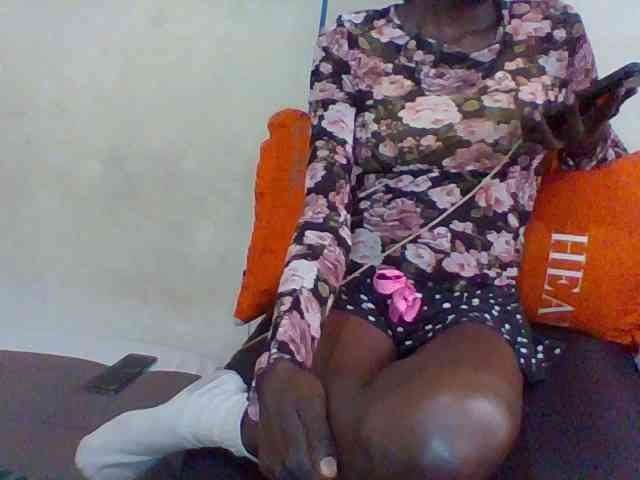 Sky_Sophia webcam