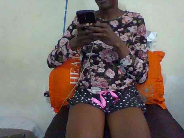 Sky_Sophia webcam