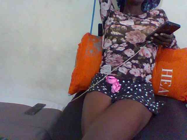 Sky_Sophia webcam