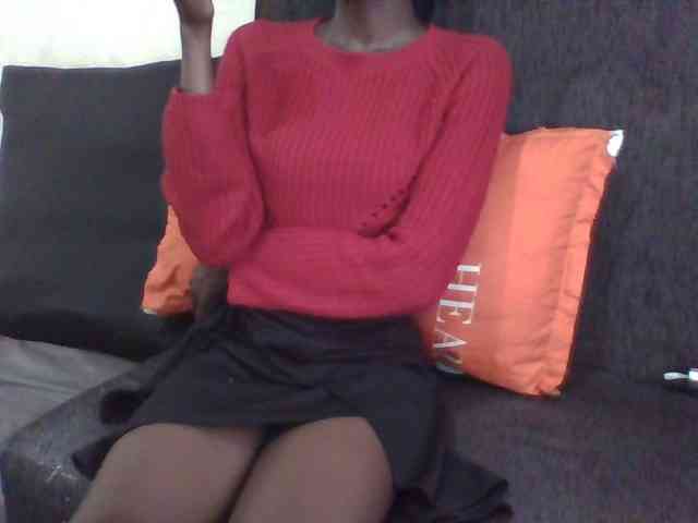 Sky_Sophia webcam