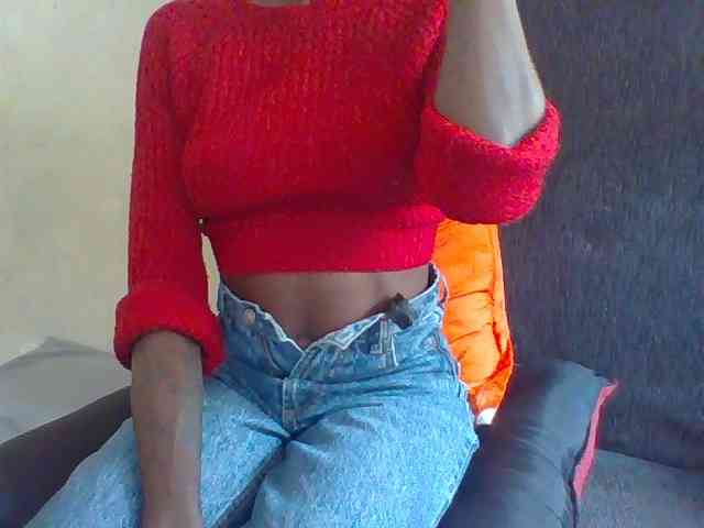 Sky_Sophia webcam