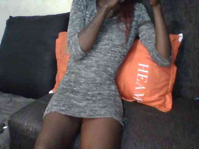 Sky_Sophia webcam
