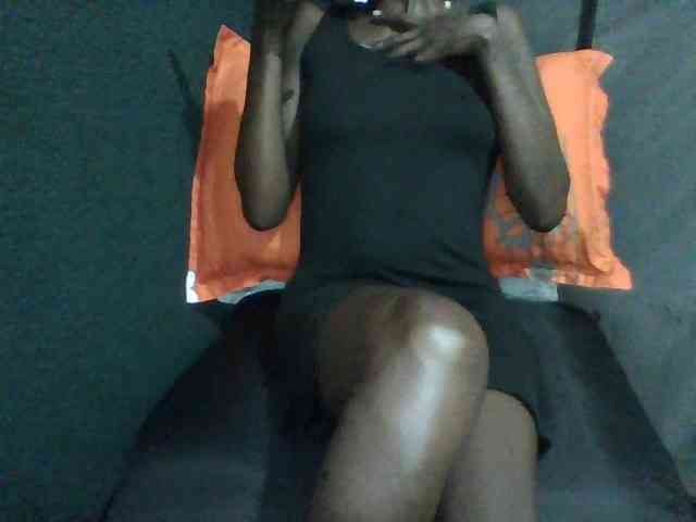 Sky_Sophia webcam