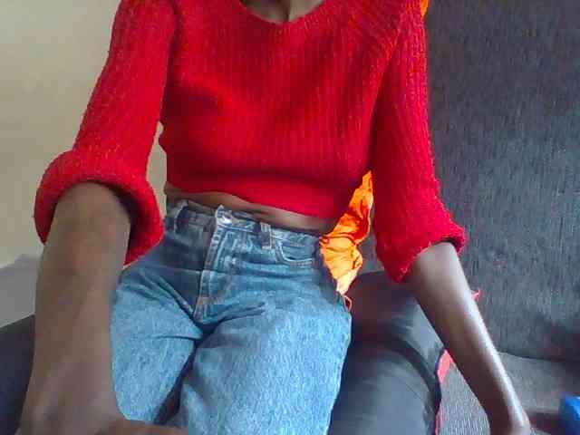 Sky_Sophia webcam