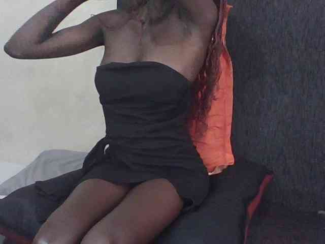 Sky_Sophia webcam
