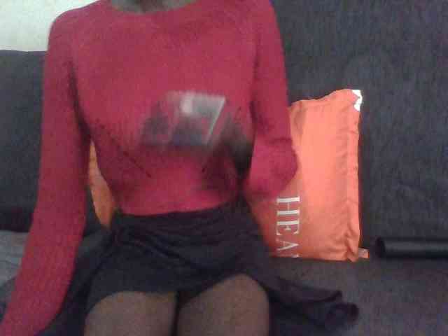 Sky_Sophia webcam