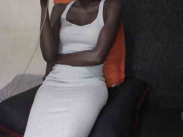Sky_Sophia webcam