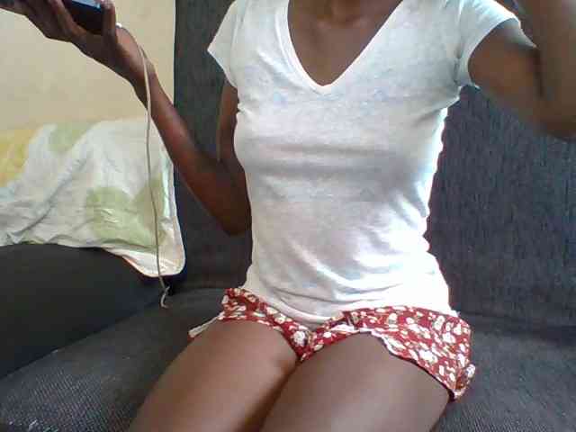 Sky_Sophia webcam