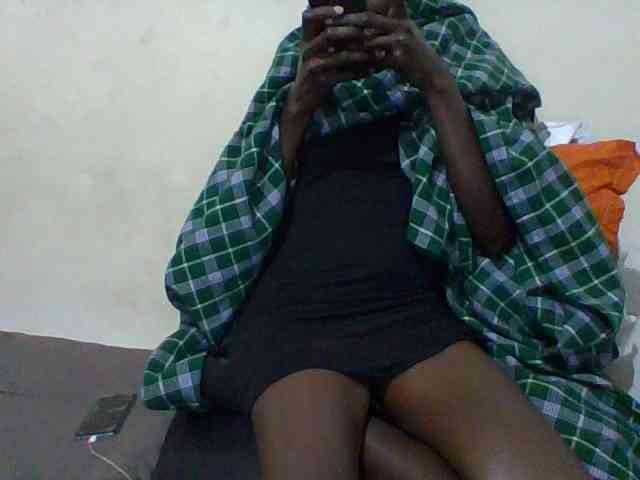 Sky_Sophia webcam