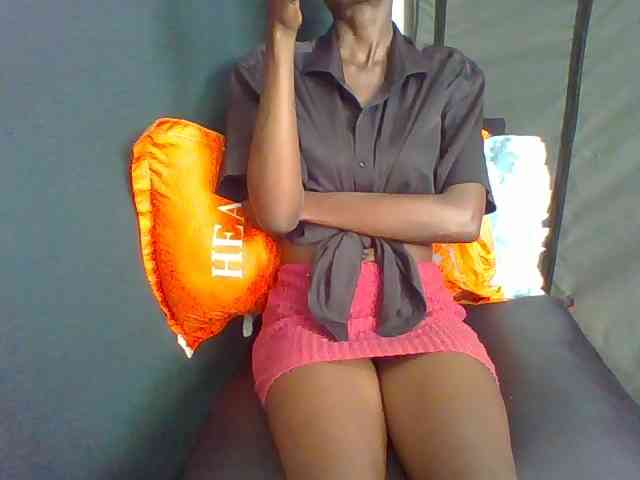 Sky_Sophia webcam