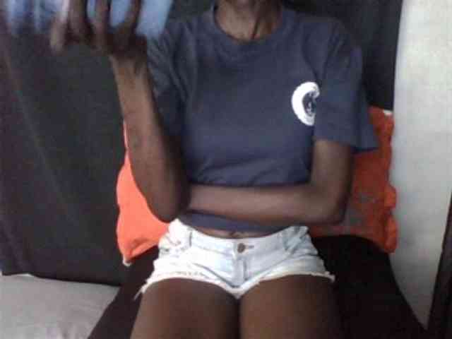 Sky_Sophia webcam