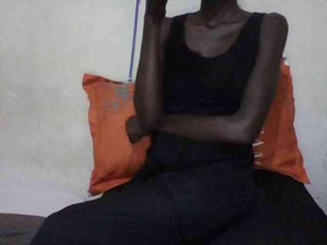 Sky_Sophia webcam