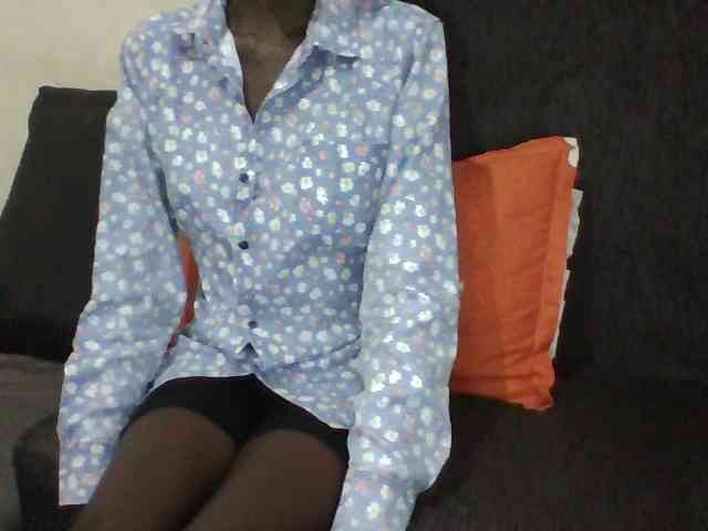 Sky_Sophia webcam