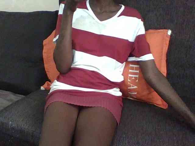 Sky_Sophia webcam